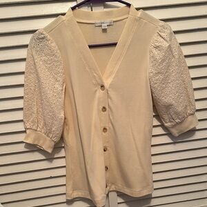Design History Cream Button-Up Blouse
